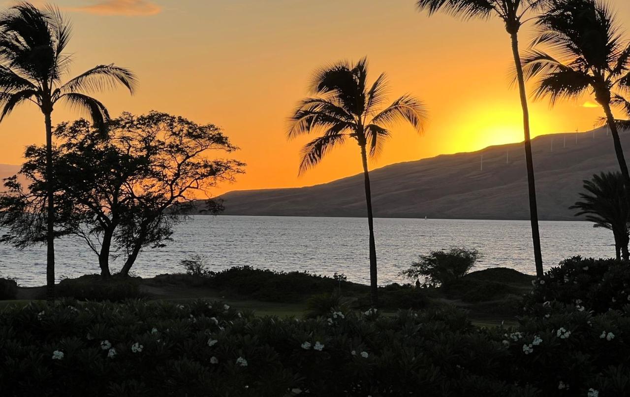 Appartement Magnificent Sunsets And Ocean Views At Luana Kai à Kihei Extérieur photo