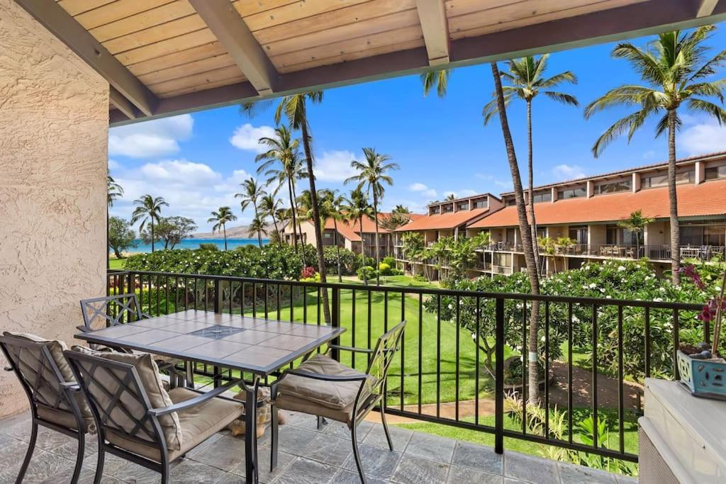 Appartement Magnificent Sunsets And Ocean Views At Luana Kai à Kihei Extérieur photo